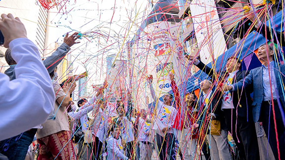 オープニング・セレモニー！